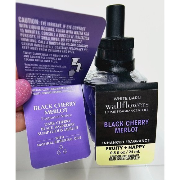 2 BLACK CHERRY MERLOT Bath & Body Works Wallflowers Plug In Refills - Picture 1 of 6